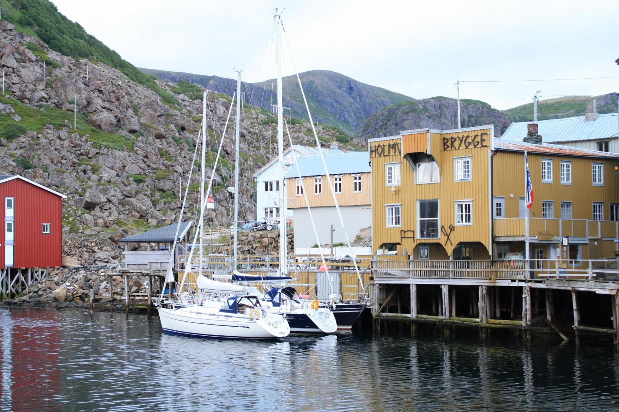 Отель Holmvik Brygge Nyksund Экстерьер фото